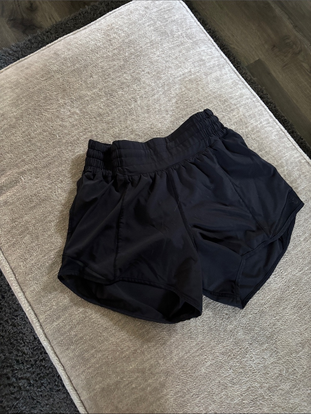 Lululemon Hotty Hot 4”